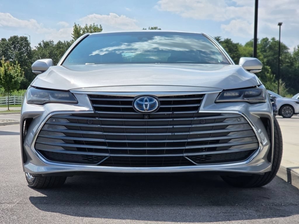 Used 2020 Celestial Silver Metallic Toyota Hybrid Limited image 3