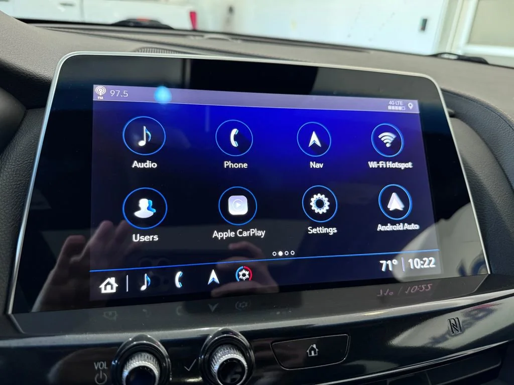 Certified Used 2021 BLACK RAVEN Cadillac V-Series image 18