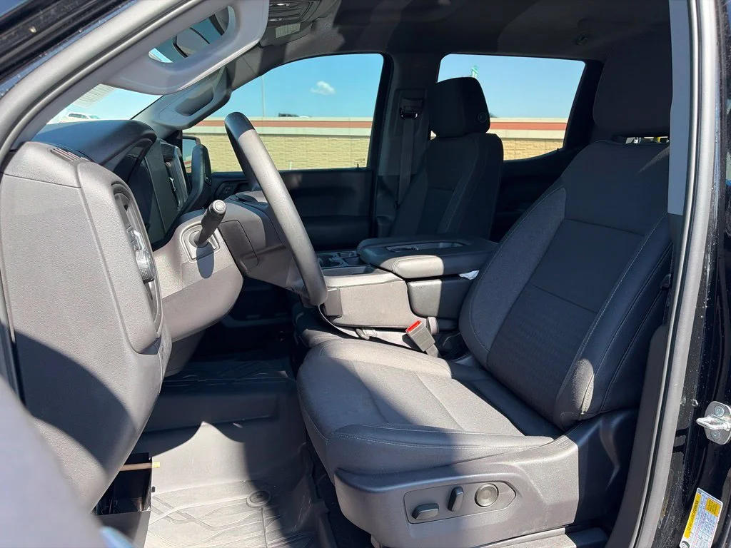 Used 2024 Black Chevrolet Custom image 13