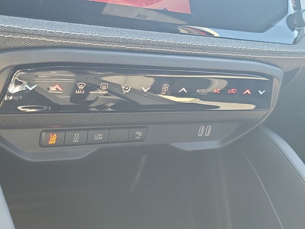 New 2026 Red Hot Pearlcoat Jeep Laredo image 30