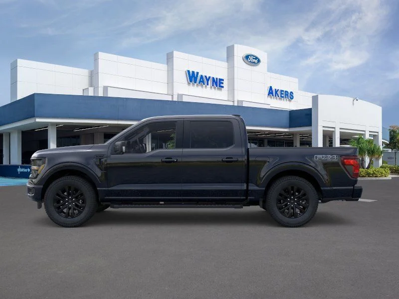 New 2026 Agate Black Metallic Ford XLT image 3