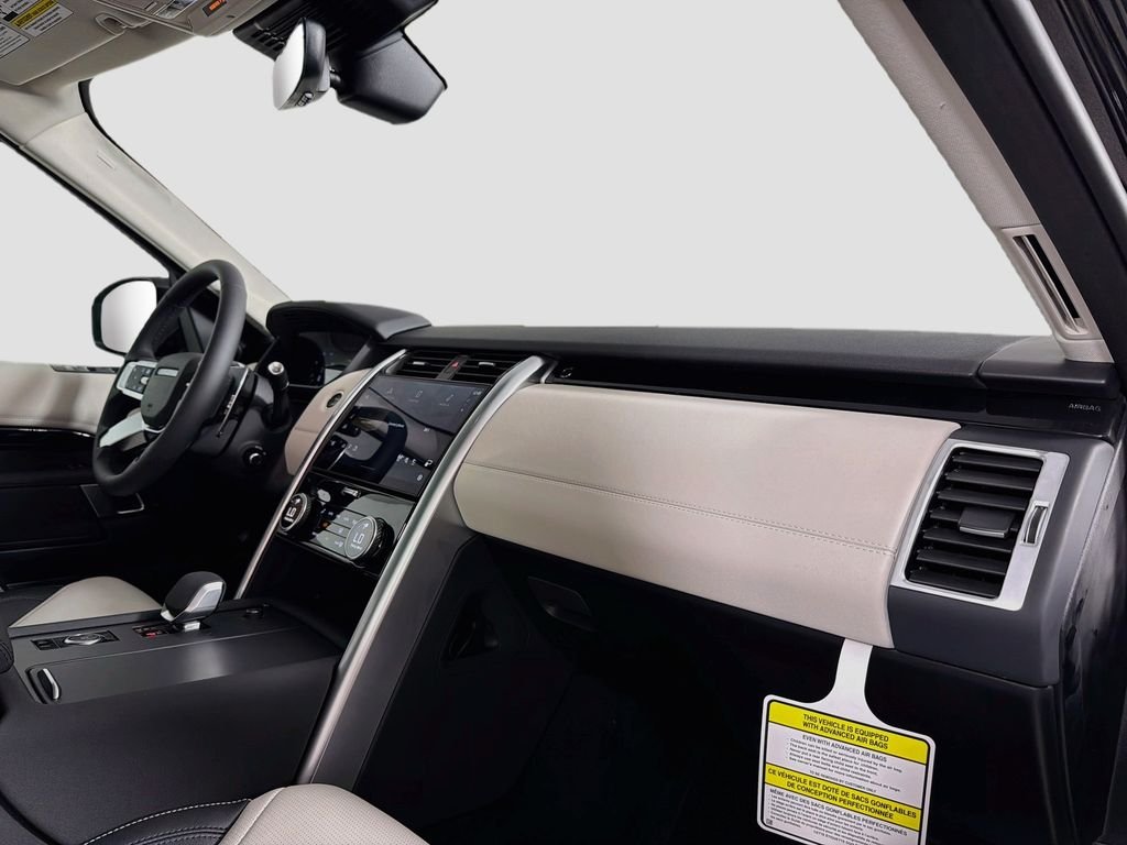 New 2026 Santorini Black Land Rover S image 31