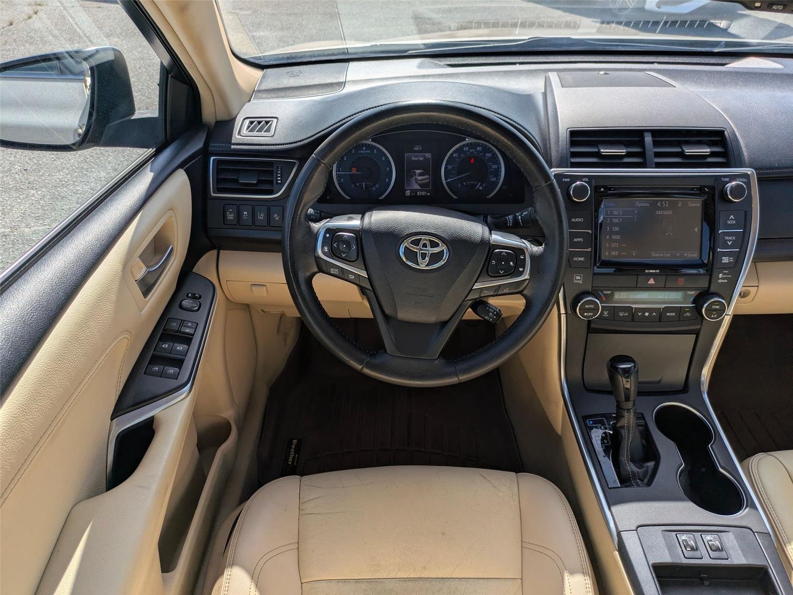 Used 2017 Creme Brulee Mica Toyota XLE image 29