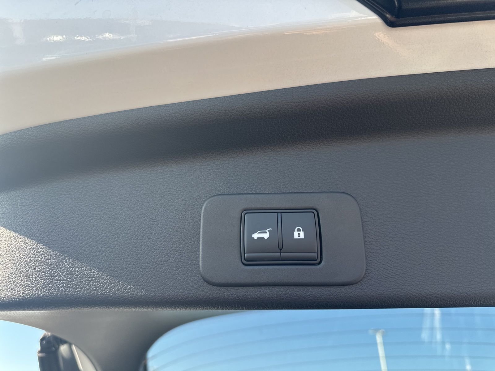 2025 Nissan Murano SL - Photo 40