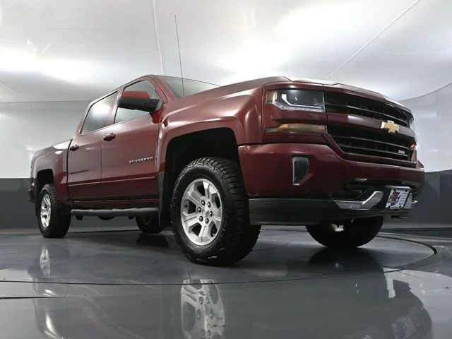 Used 2016 Red Chevrolet LT image 50