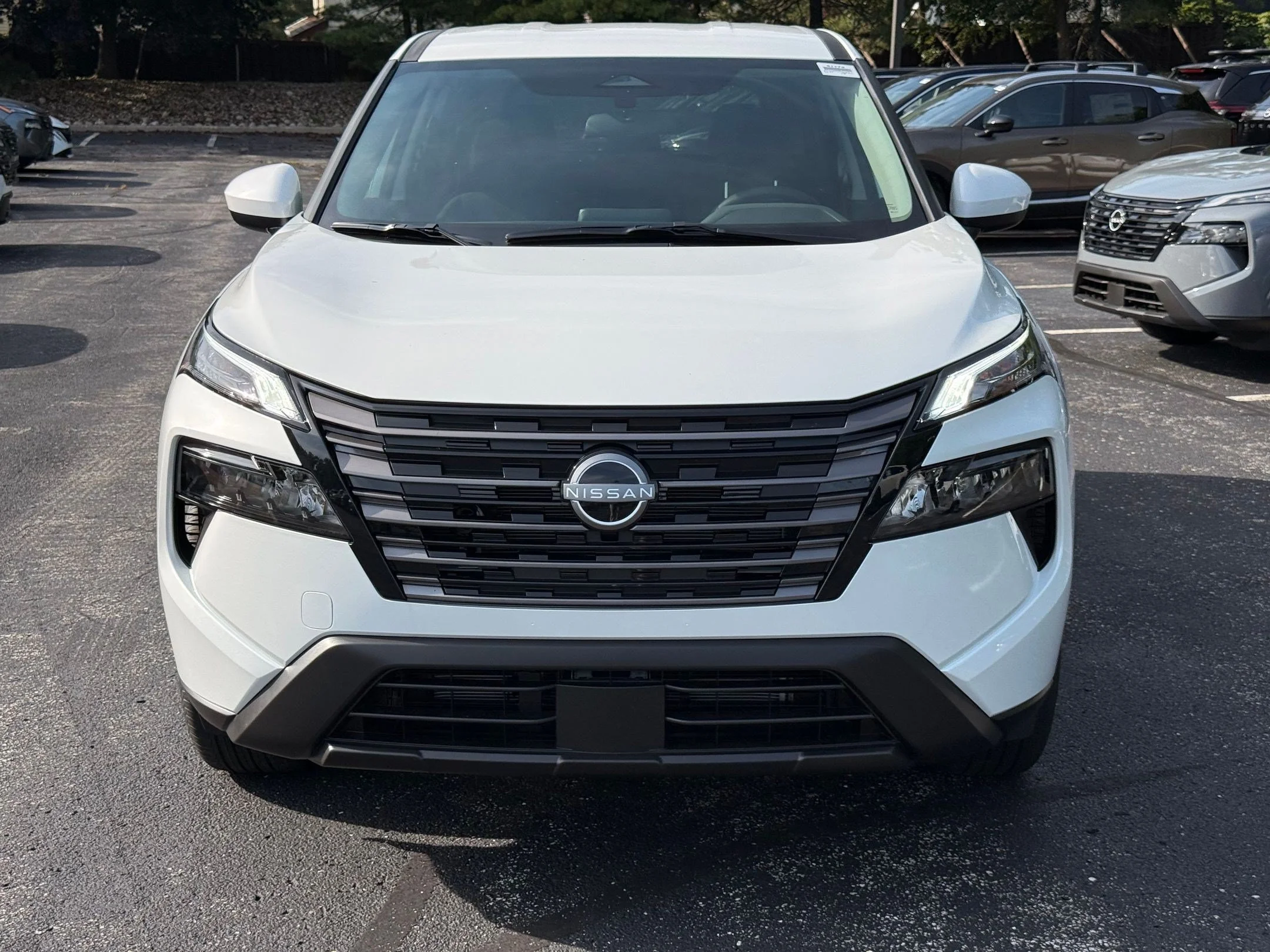 New 2026 White Pearl Nissan SV image 5