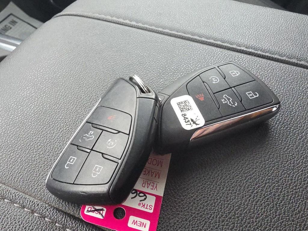 Used 2023 Summit White Chevrolet RST image 12