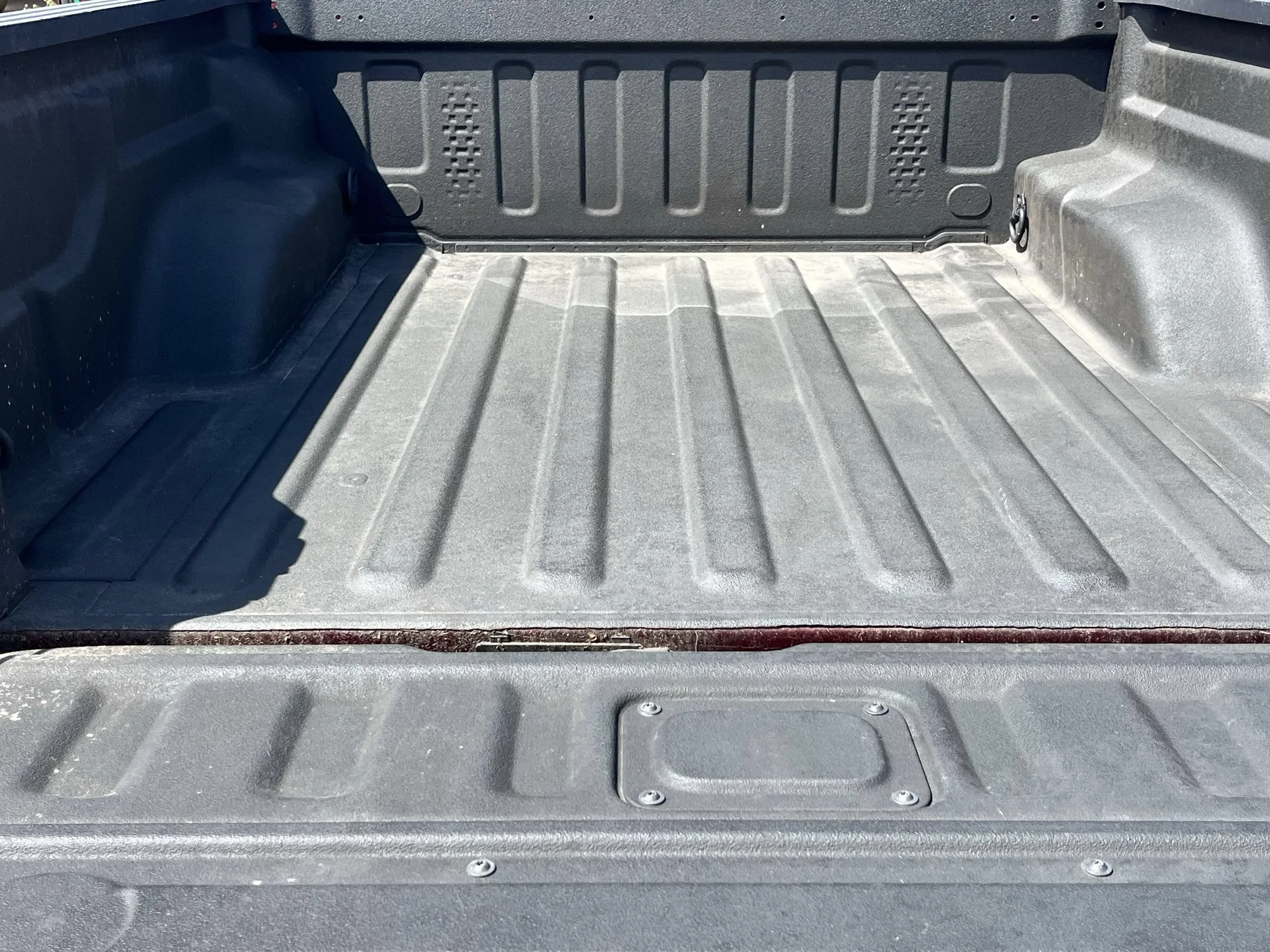 Used 2021 Red Jeep Sport image 18