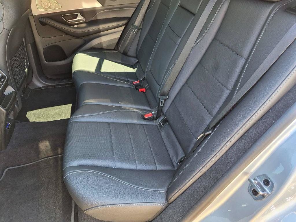 Used 2025 Gray Mercedes-Benz GLE 350 image 27