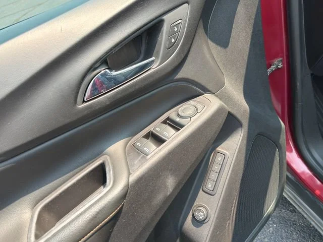 Used 2019 CAJUN RED TINTCOAT Chevrolet Premier image 17