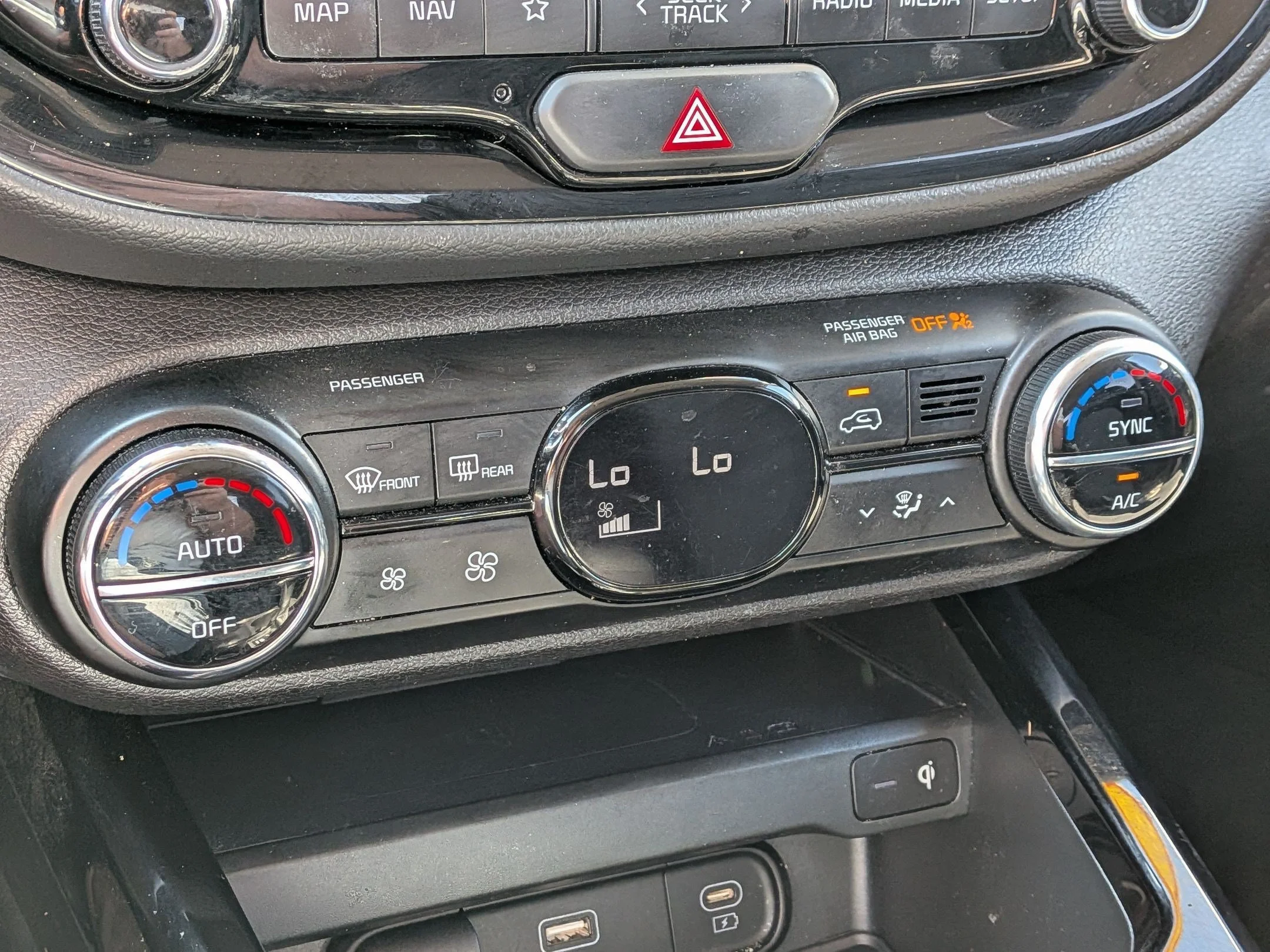 Used 2023 Gravity Gray Kia EX image 23