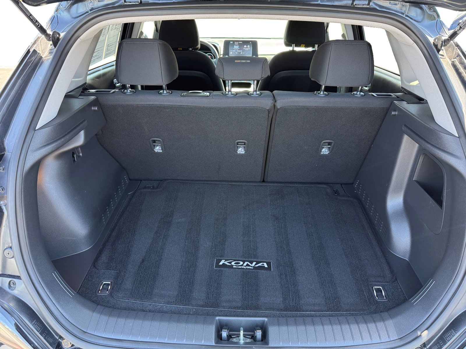 Certified Used 2023 Ultra Black Hyundai SE image 17
