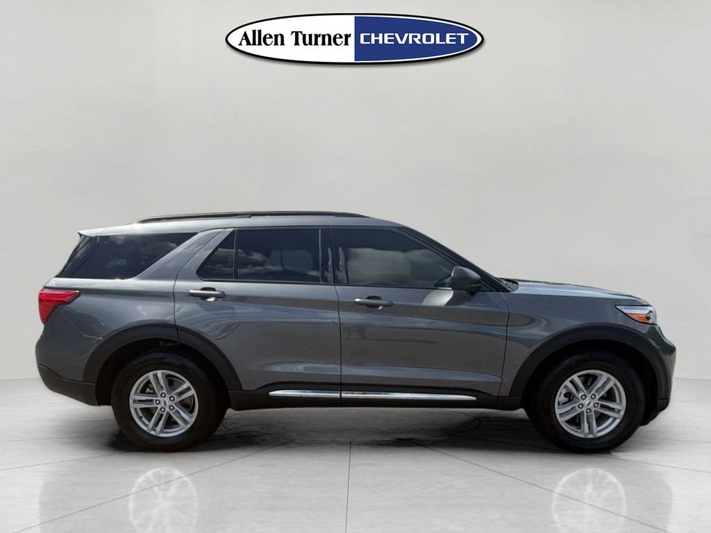 Used 2024 Gray Ford XLT image 3
