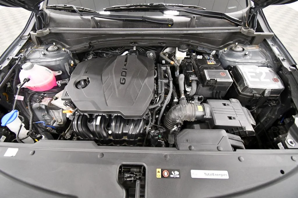 Certified Used 2025 Gray Kia LX image 12