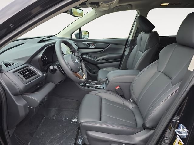New 2026 CRYSTAL BLACK SILICA Subaru Limited Bronze Edition 7-Passenger image 9