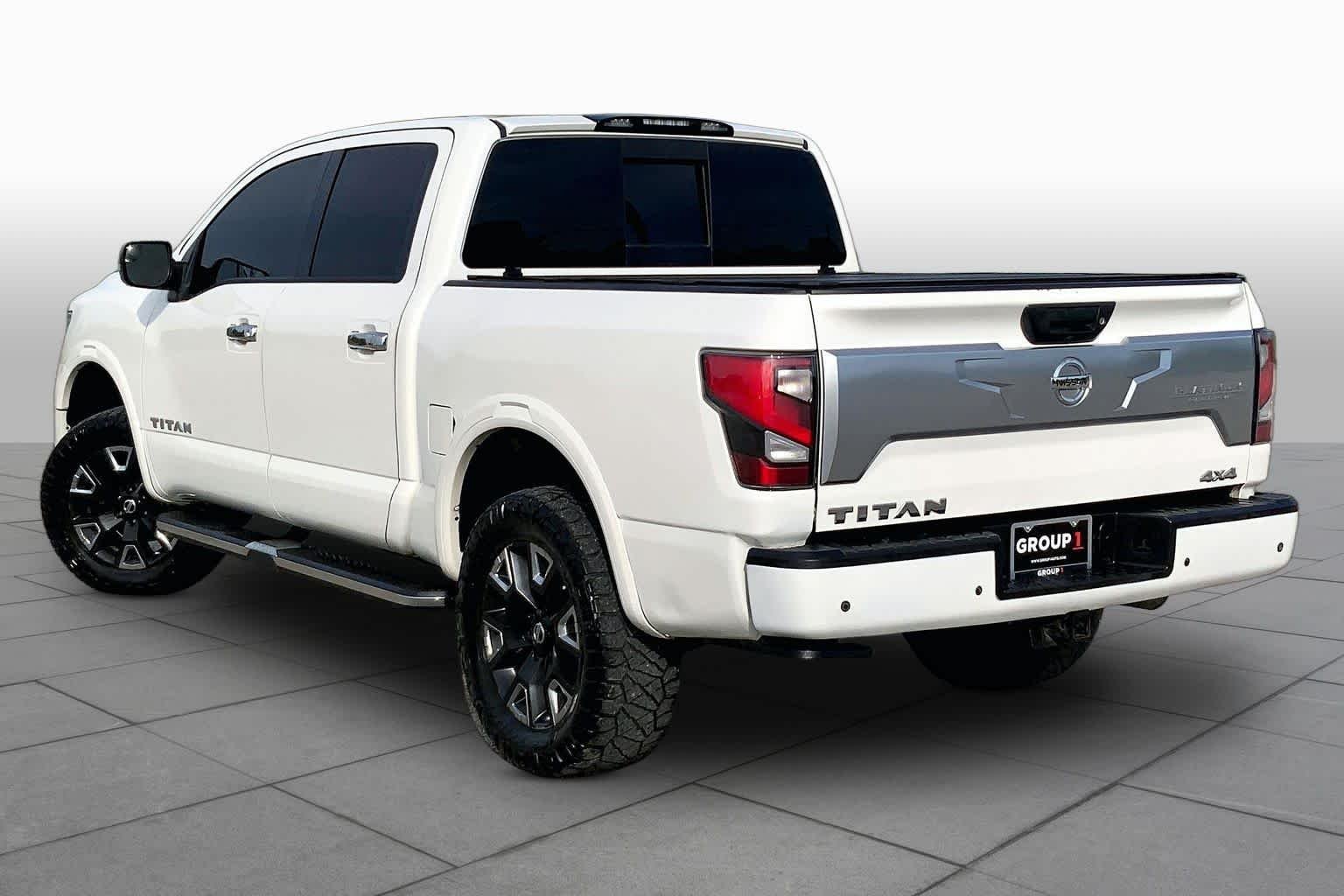 Used 2021 Pearl White Nissan Platinum Reserve image 12