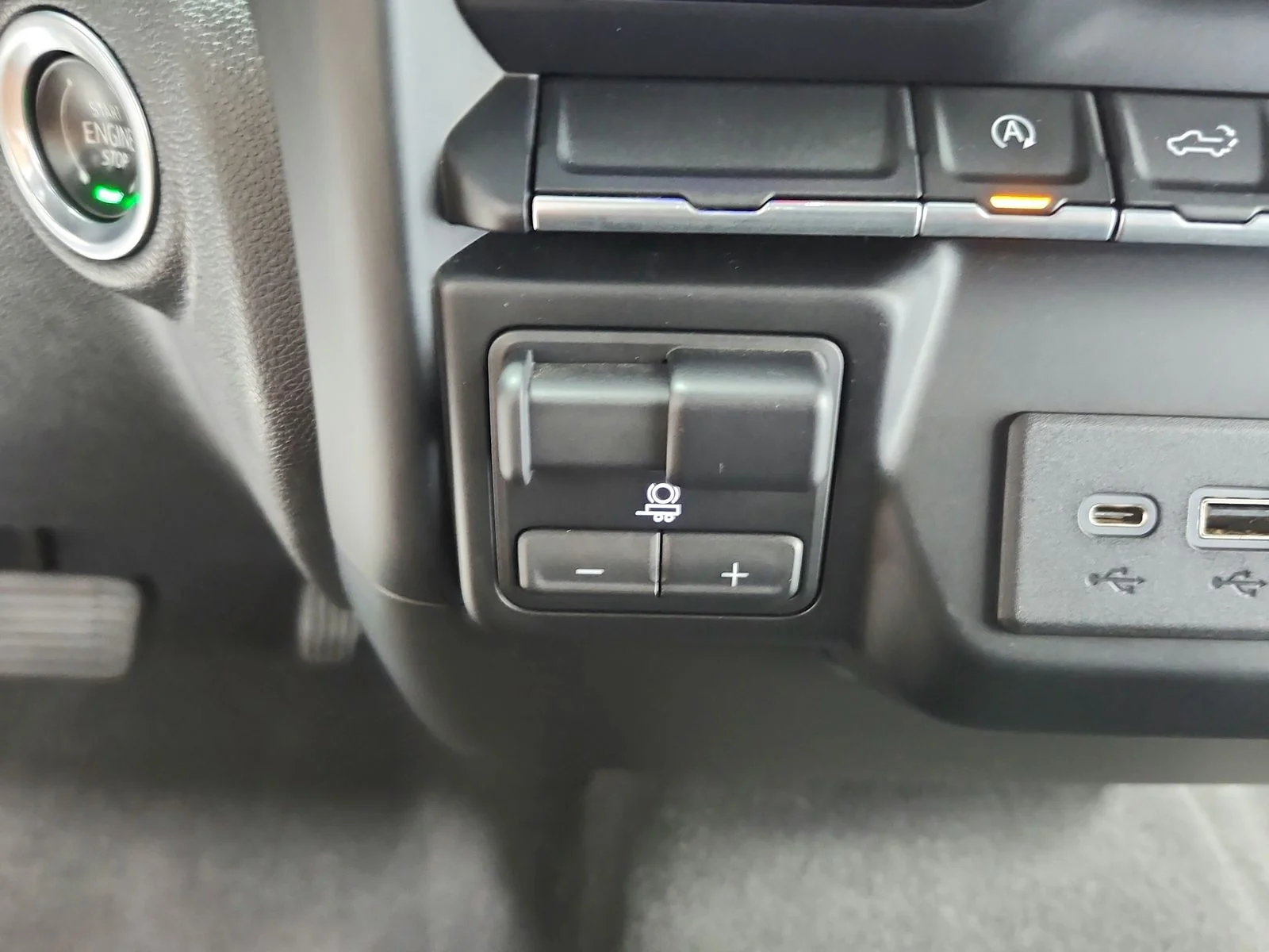 Used 2019 Silver Chevrolet LT image 28