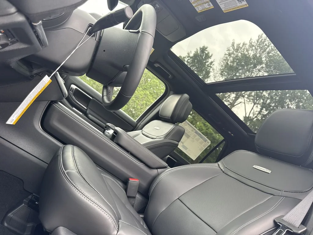 New 2026 White Ford Platinum image 35