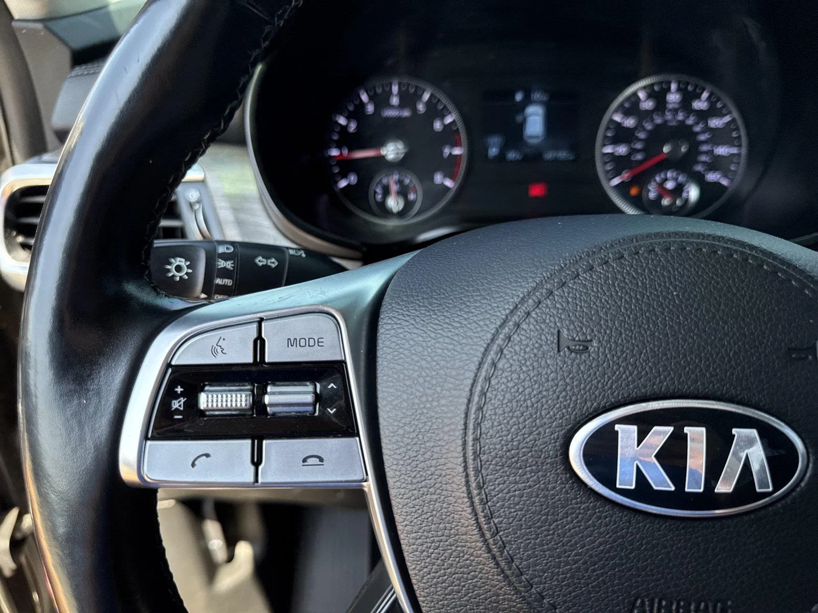 Used 2020 Dark Moss Kia EX image 22