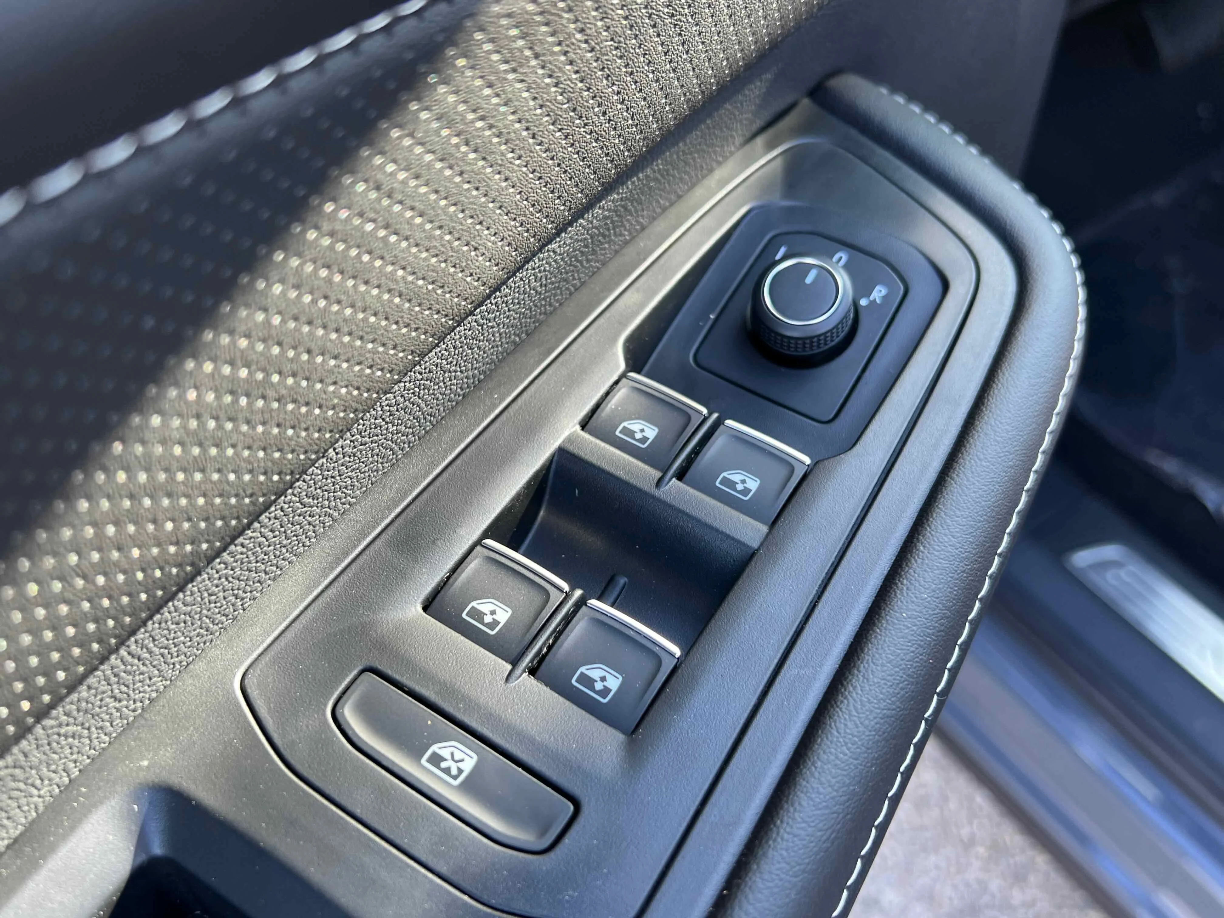 New 2026 Gray Volkswagen 2.0T SE w/Technology image 16