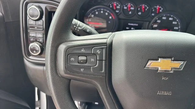 Used 2024 White Chevrolet Custom image 24