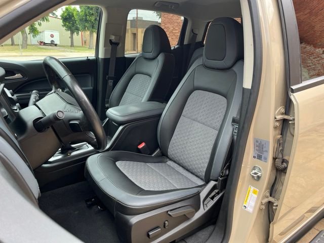 Used 2022 Beige Chevrolet Z71 image 15