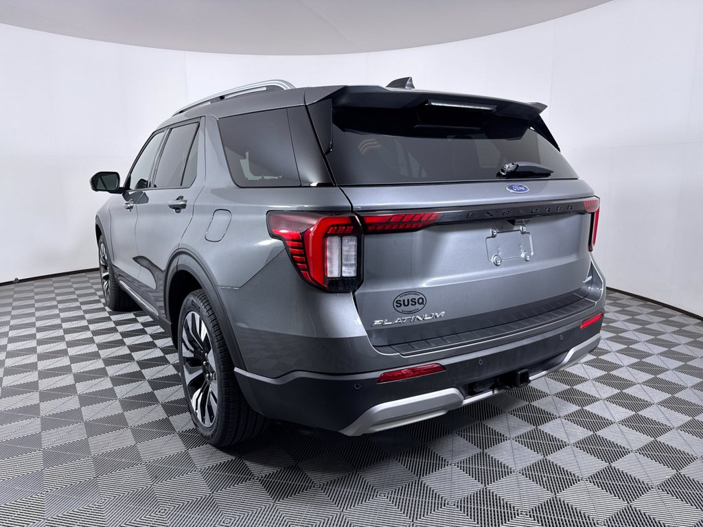 Used 2025 Carbonized Gray Metallic Ford Platinum image 21