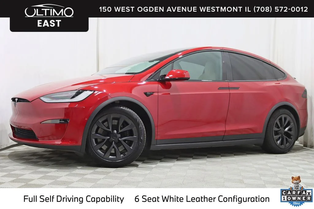 Used 2022 Red Tesla Plaid image 1