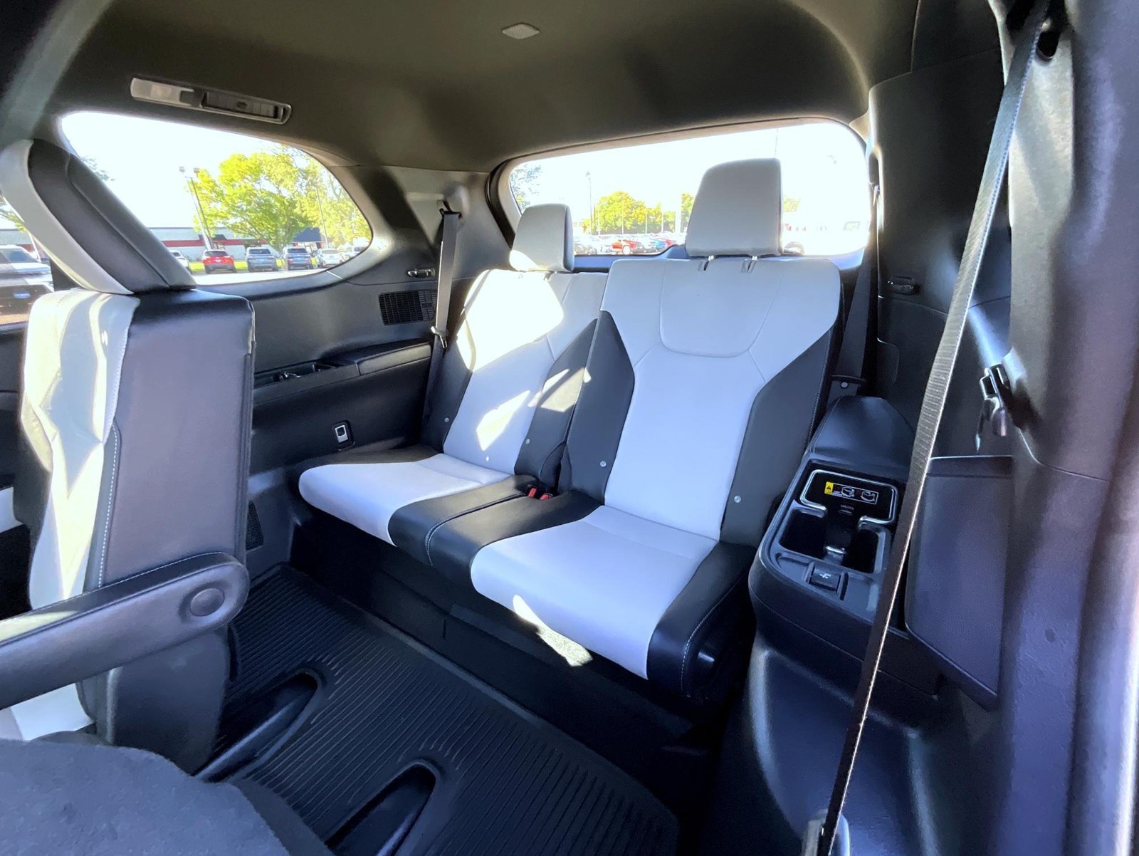 Certified Used 2026 Beige Lexus 500h F SPORT Performance Premium image 23