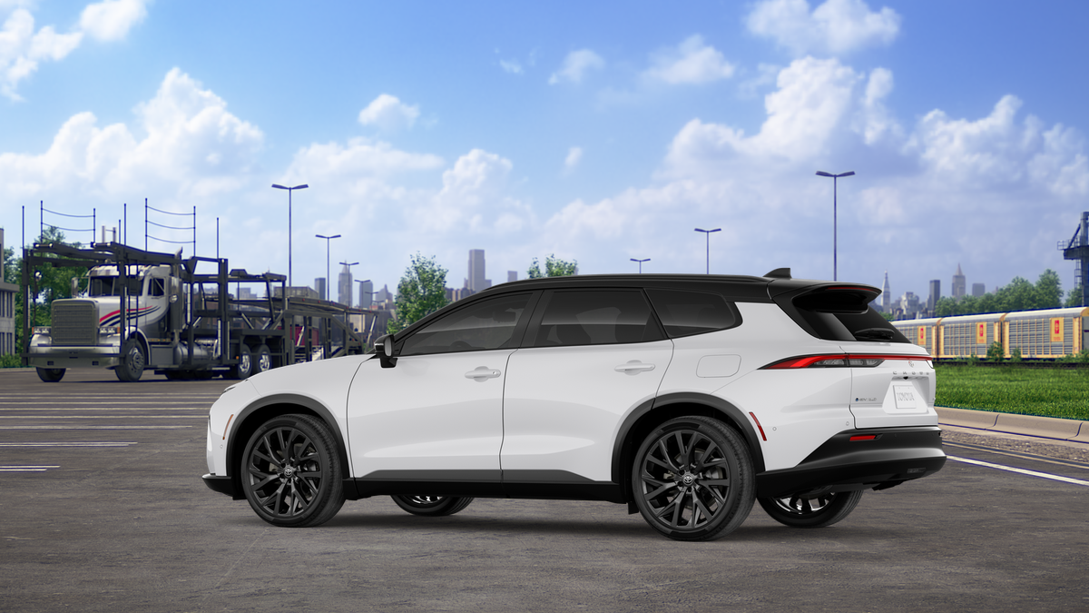 New 2026 Oxygen White with Black roof Toyota Limited image 13