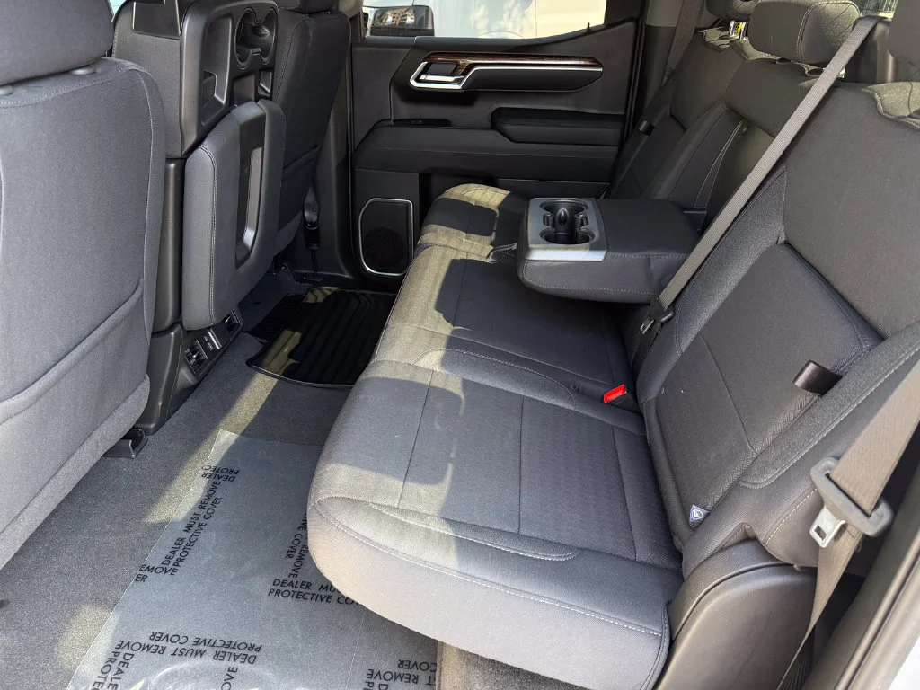 Used 2026 Summit White GMC Elevation image 19