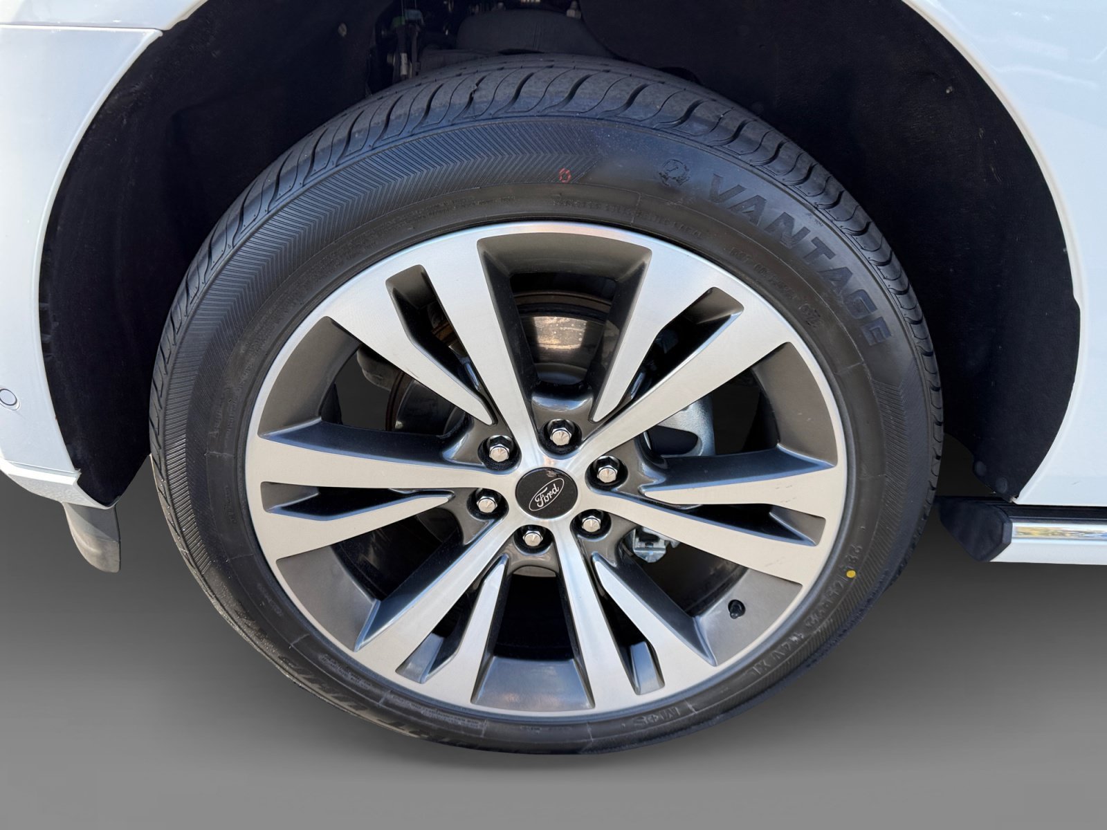 Certified Used 2021 White Metallic Ford Platinum image 9