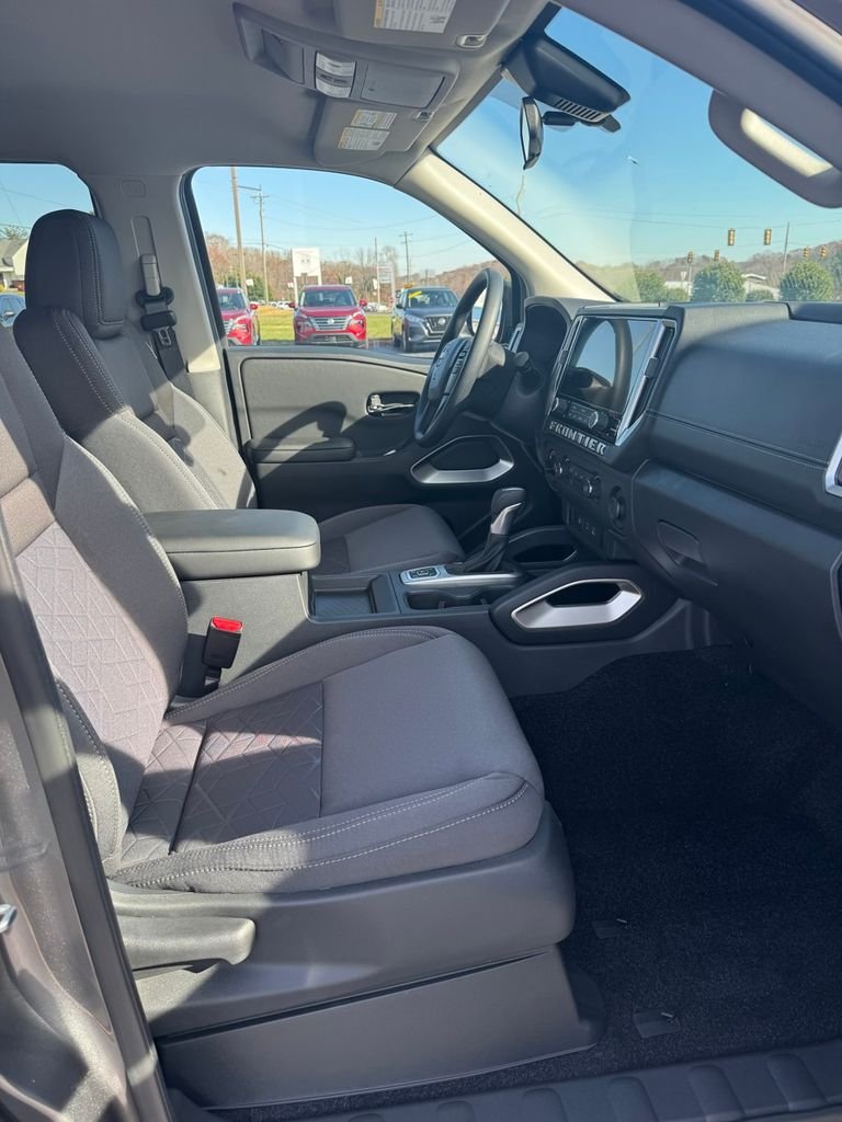 2026 Nissan Frontier SV - Photo 22