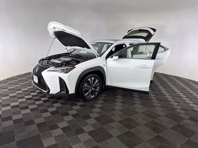 Used 2019 White Lexus 200 F SPORT image 15