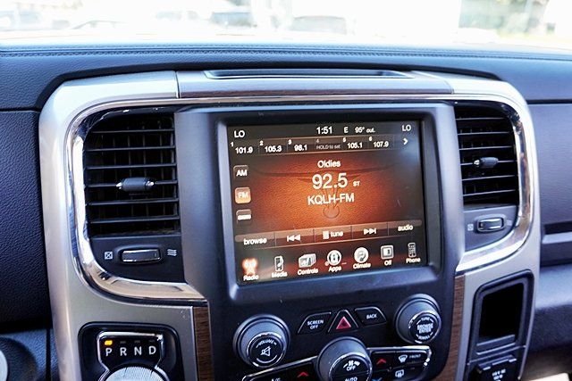 Used 2017 Silver Ram Laramie image 23