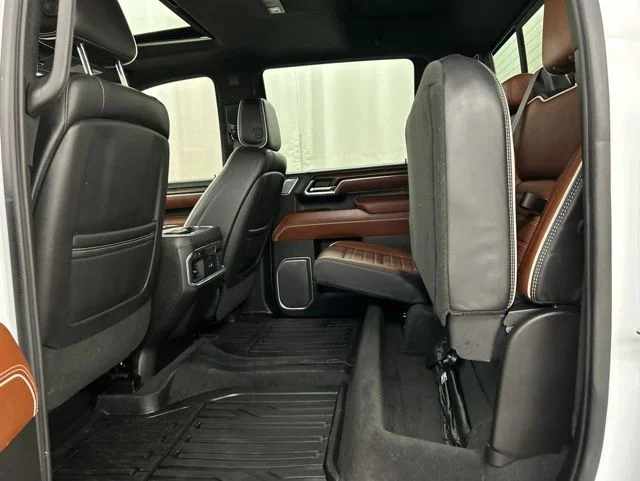 Used 2024 White GMC Denali Ultimate image 13