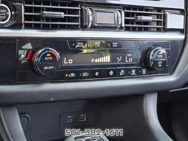 Used 2024 Gray Nissan SV image 24