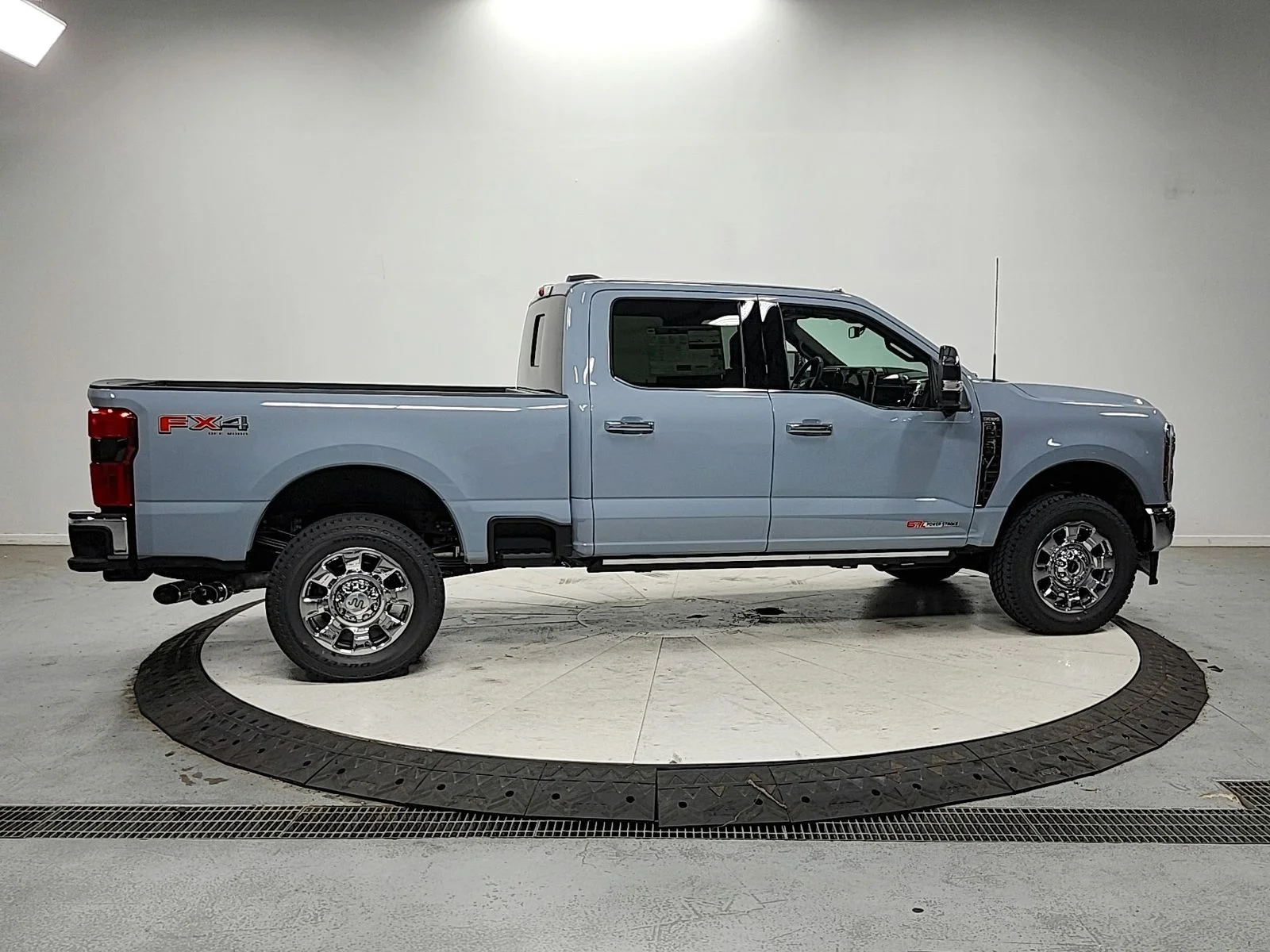 New 2026 Glacier Gray Metallic Tri-Coat Ford F-250® King Ranch® image 8