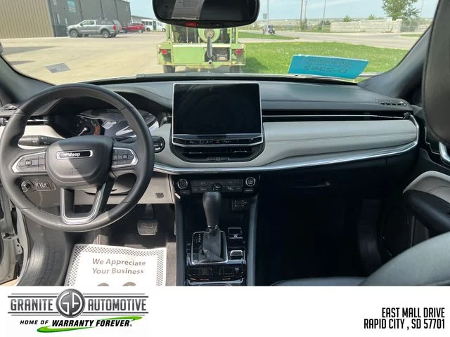 Used 2024 White Jeep Limited image 24