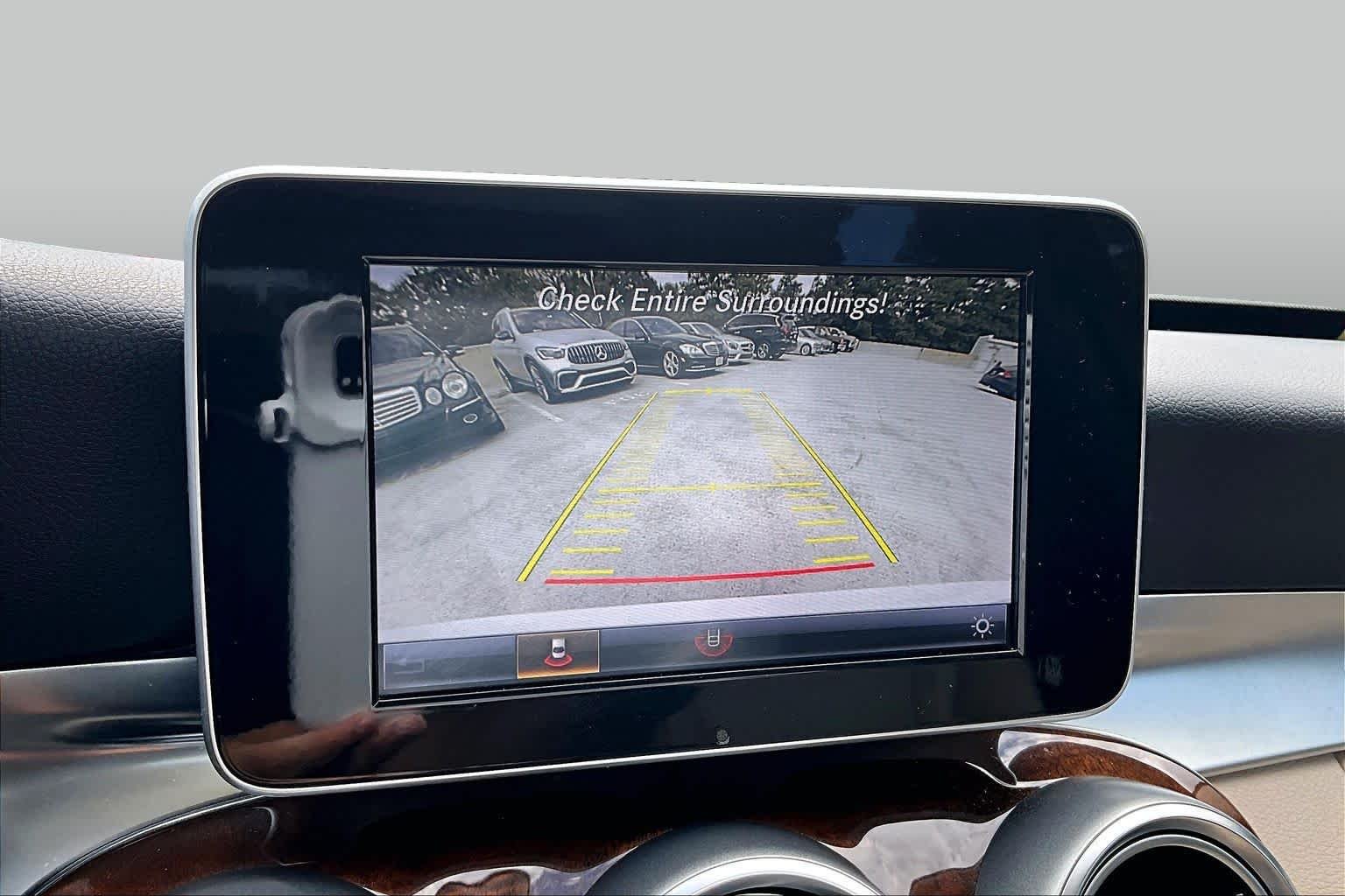 Used 2018 Polar White Mercedes-Benz C 300 image 26