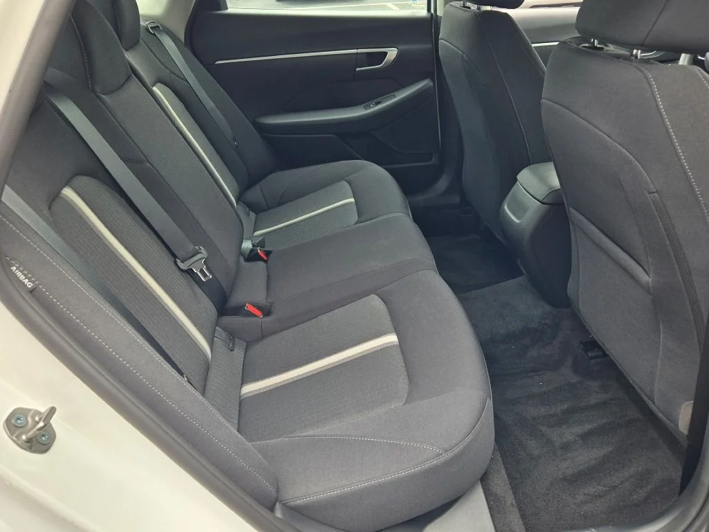 Used 2026 White Hyundai SE image 9