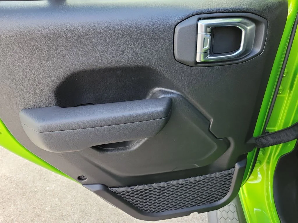 2025 Jeep Wrangler 4-Door Sport S - Photo 8