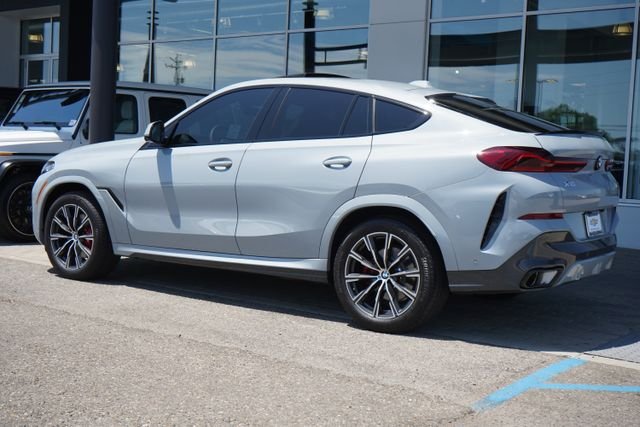 Used 2025 Gray BMW xDrive40i image 6