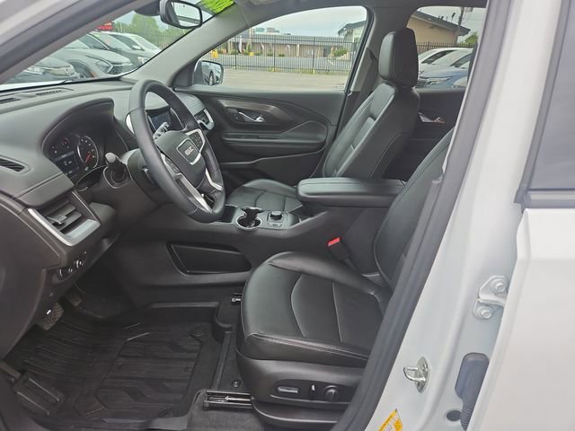 2024 GMC Terrain SLT - Photo 9
