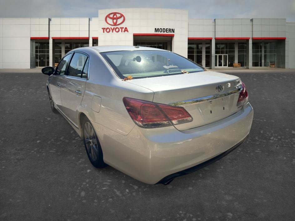 Used 2012 Blizzard Pearl Toyota Limited image 7