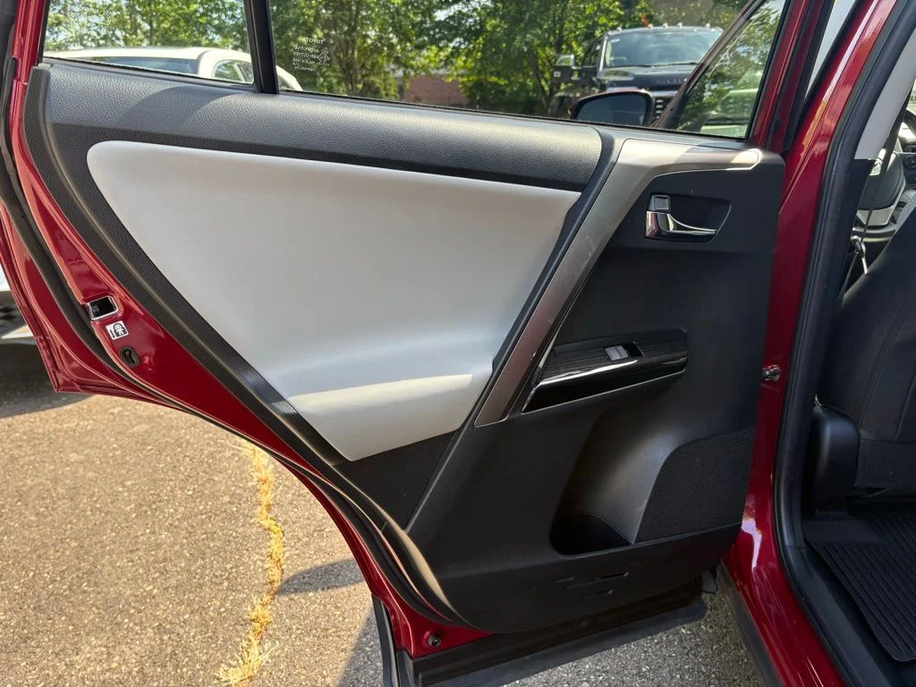 Used 2018 Red Toyota Limited image 13