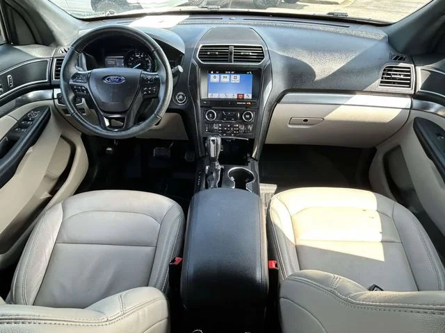 Certified Used 2018 Tan Ford XLT image 13