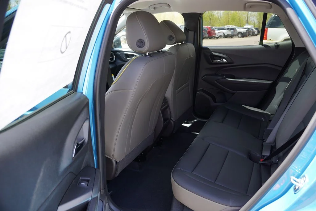 New 2026 Marina Blue Metallic Chevrolet ACTIV image 11
