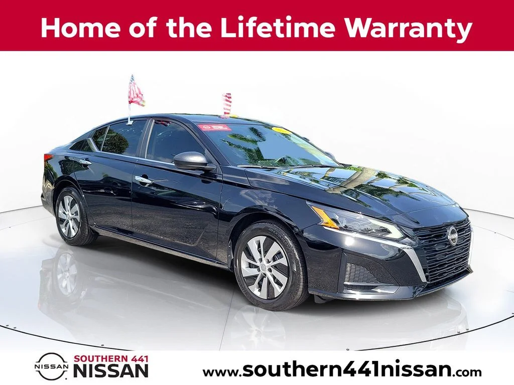 Certified Used 2025 Black Nissan 2.5 S image 1