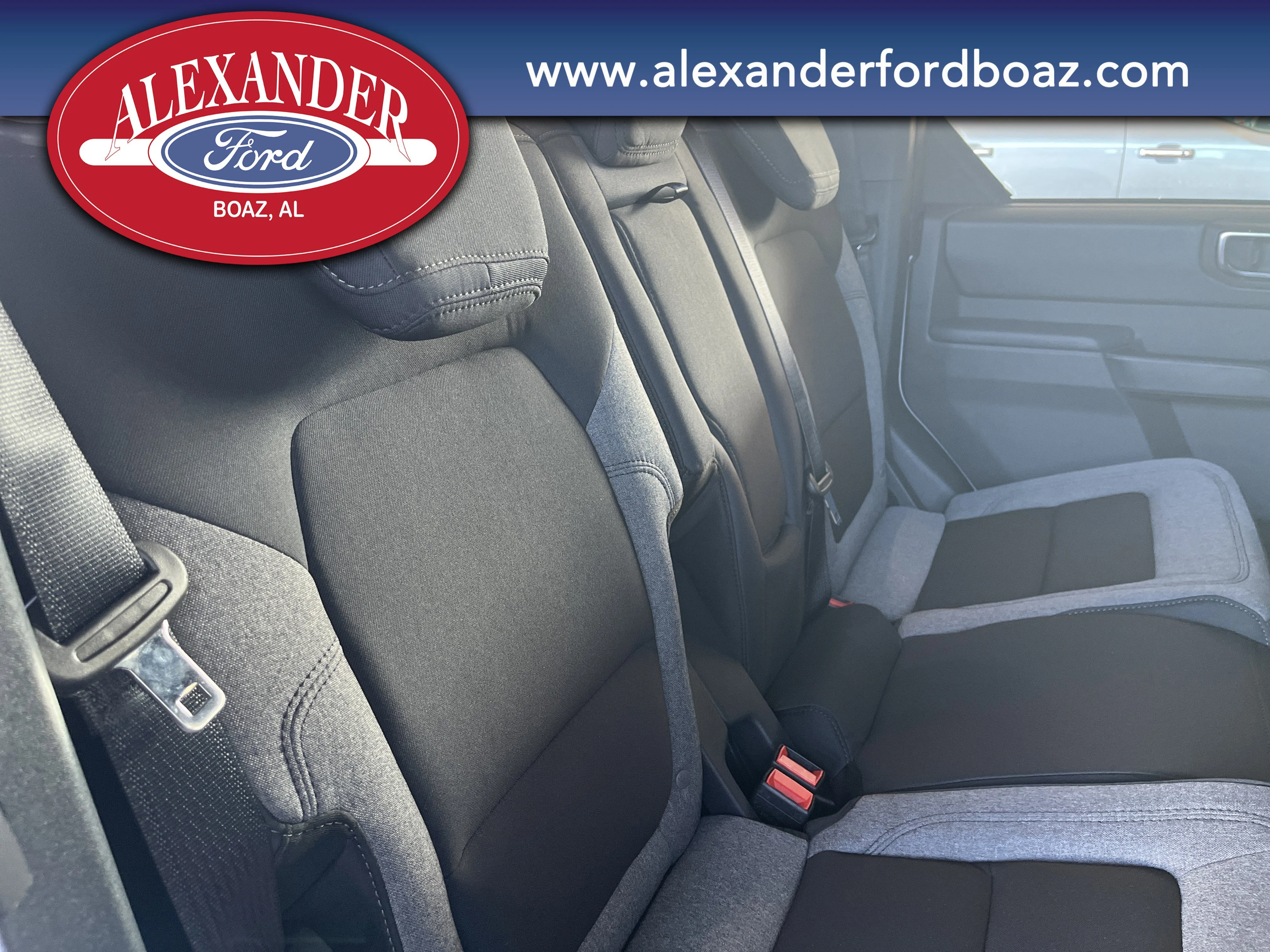 New 2025 Oxford White Ford Base image 17